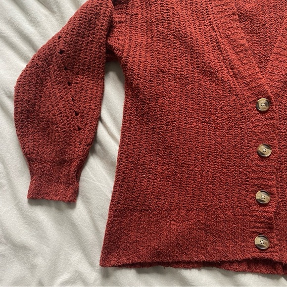 American Eagle Cardigan - Picture 4 of 5